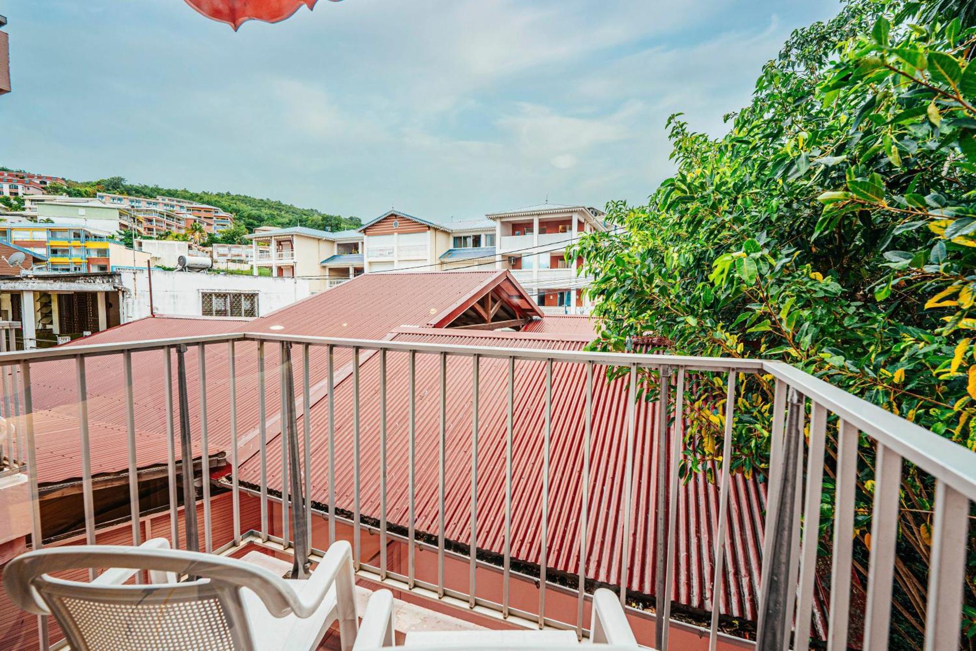 Hotel Bambou & Spa เลส์ทรัวส์-ซีเลต์ ภายนอก รูปภาพ
